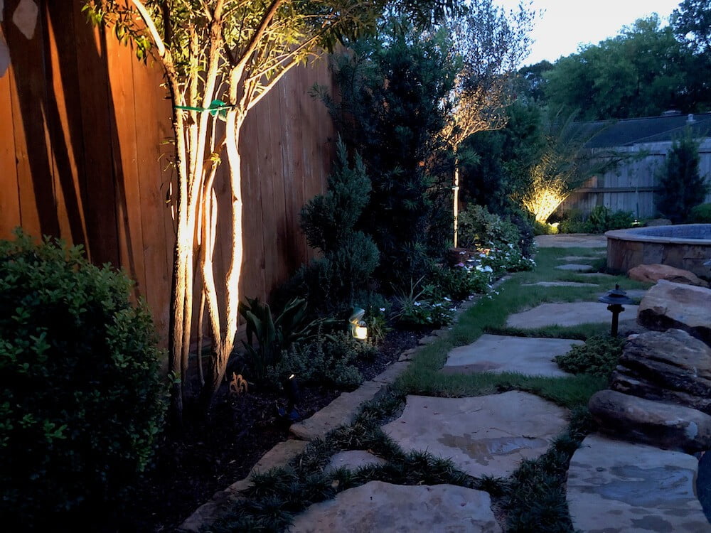 outdoor landscape lighting 77024