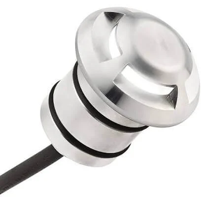 Four way outdoor landscape lighting pathway light