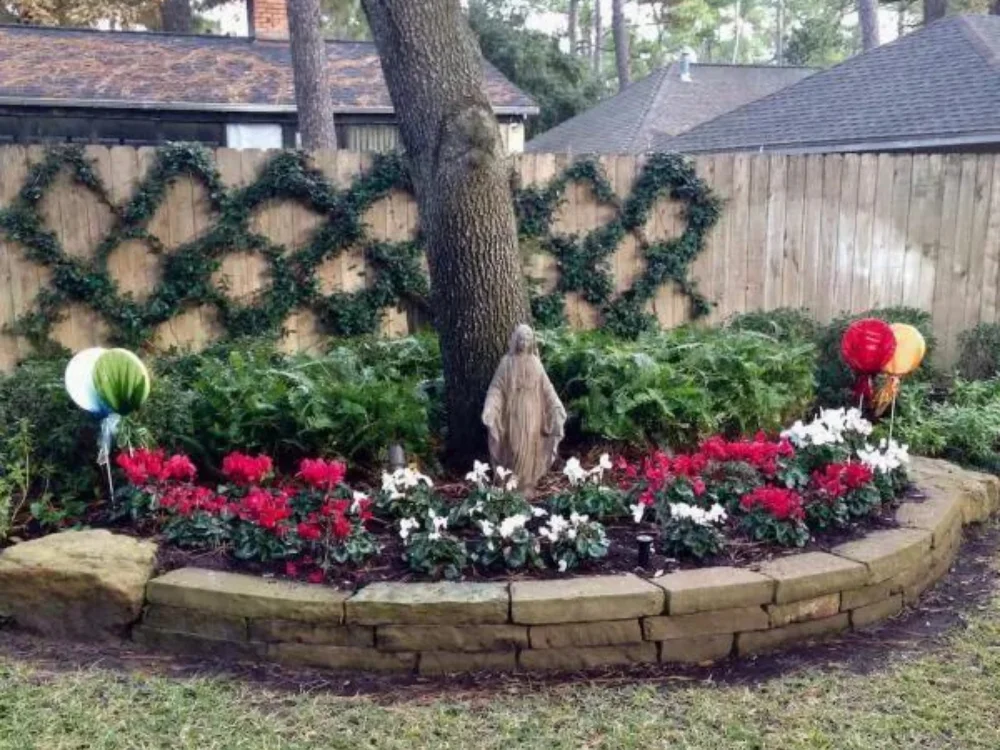 landscape-edging-houston-tx Landscape backyard paver